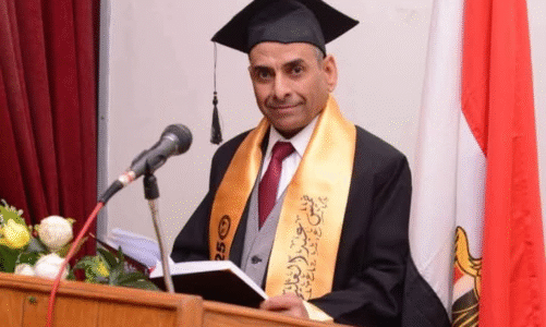 طلاء ذكي يُنقذ الأرواح: كيف ابتكر باحث مصري سطحًا قاتلًا للميكروبات؟